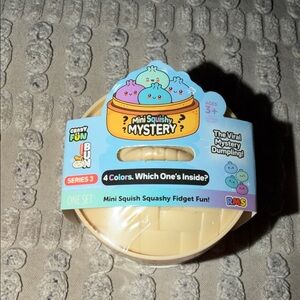 Mini Squishy Mystery Dumpling